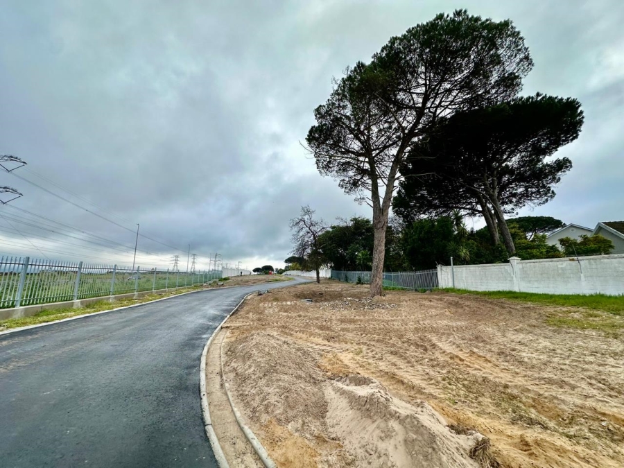 3 Bedroom Property for Sale in Zevenzicht Western Cape